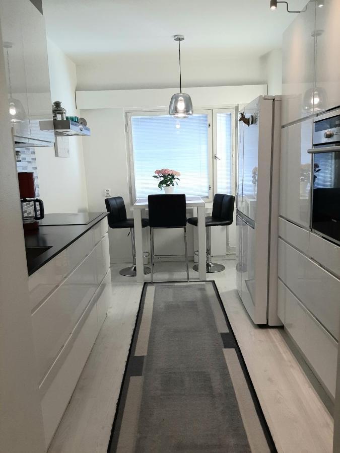 Go Happy Home Apartments Хельсинки Экстерьер фото