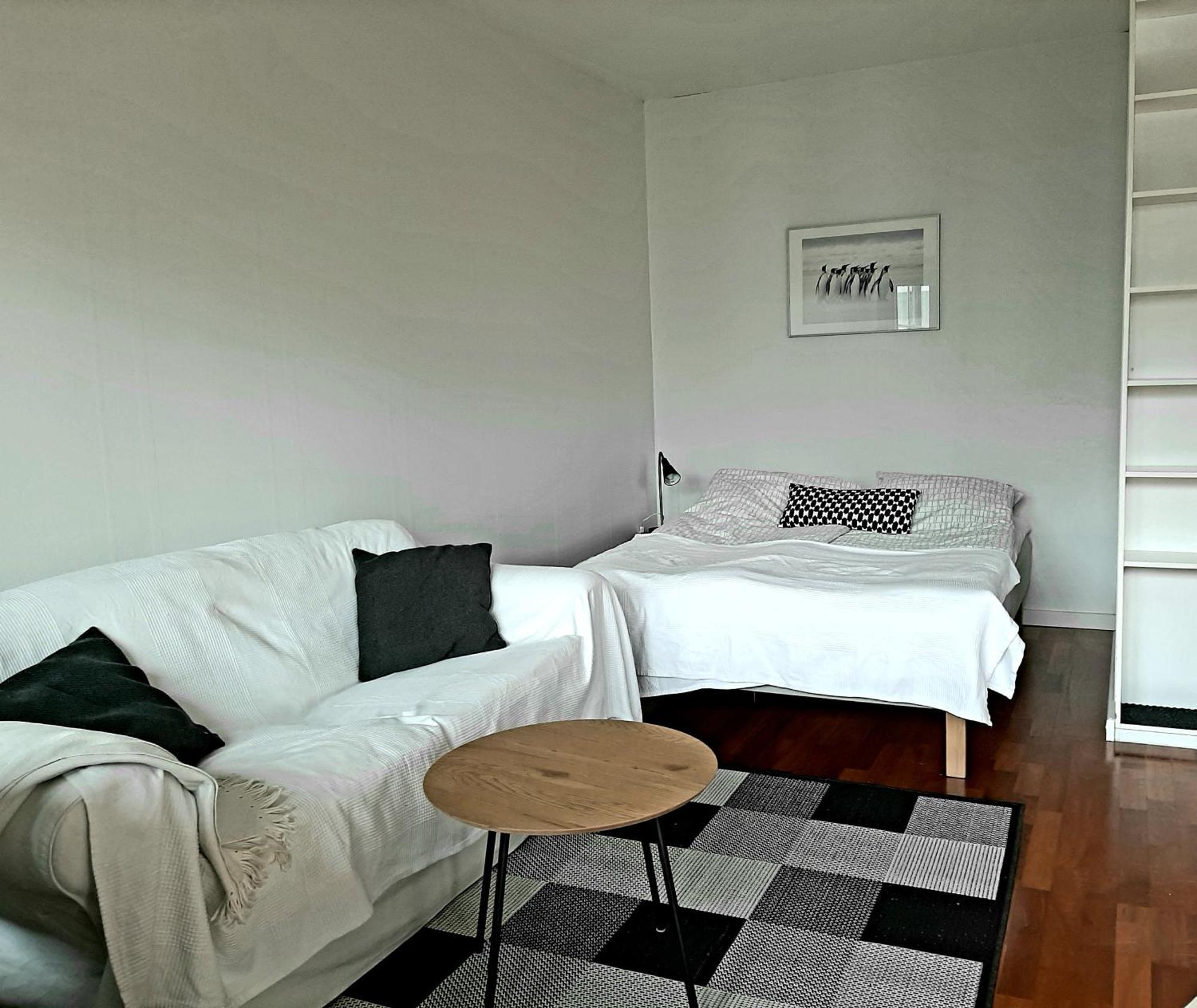 Go Happy Home Apartments Хельсинки Номер фото