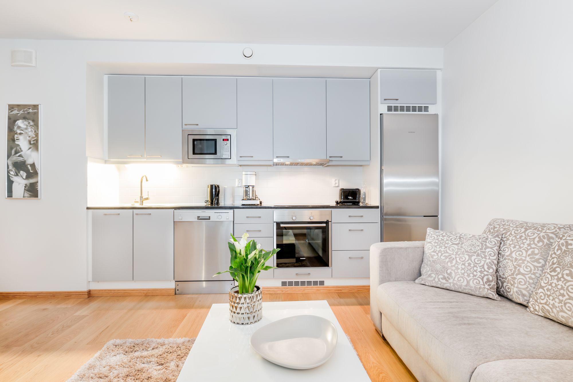 Go Happy Home Apartments Хельсинки Экстерьер фото